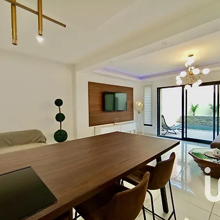 Maison De - Les Grands Buffets * 纳博讷