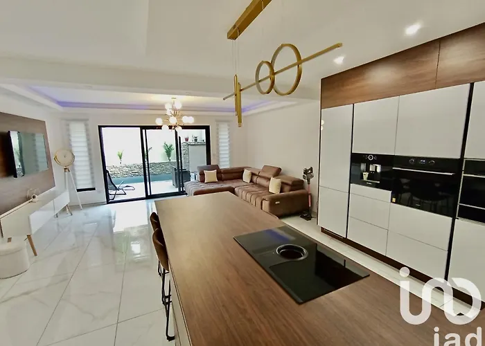 Maison De - Les Grands Buffets