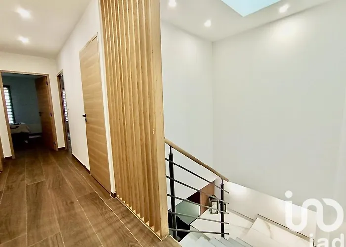 Maison De - Les Grands Buffets 别墅 *