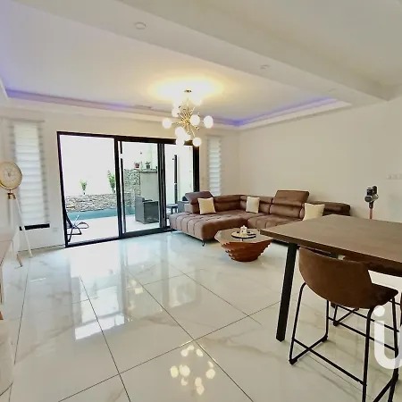 Maison De - Les Grands Buffets Narbonne